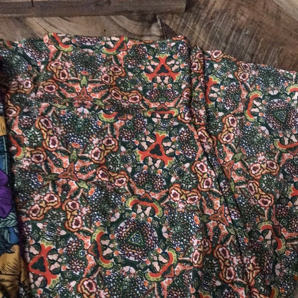 Bundle 2 Fall LulaRoe skirts.  Hi-lo style - Picture 3 of 5